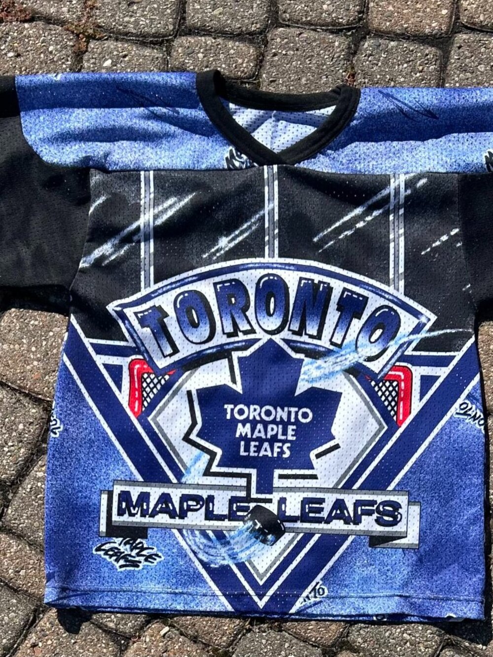 Vintage 90s CCM Maska Toronto Maple Leafs Allover Print  Mesh Shirt Jersey S/M